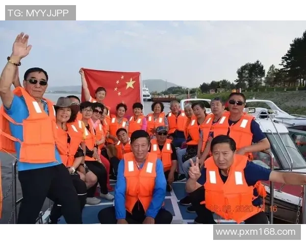 绿茵岁月重温那些传奇巨星携手留下的永恒瞬间